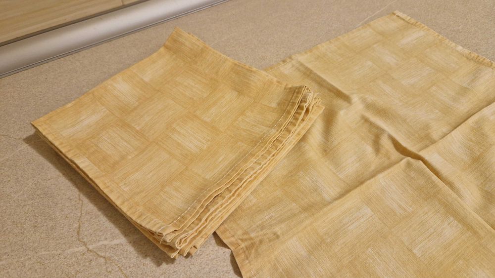 Conjunto 9 guardanapos beje de tecido quadrados - 40 cm x 40 cm