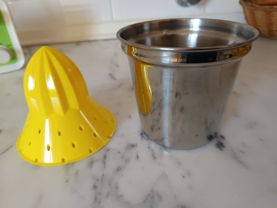Citrus Juicer424182476870799362