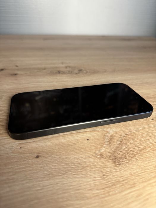 Apple iPhone 15 Pro 128GB / stan idealny / Bat. 100%