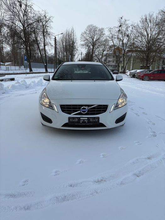 Volvo V60 2012r 2.0 d 228 tys km