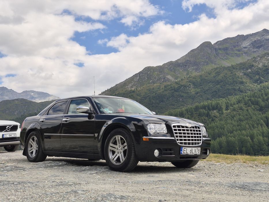 Chrysler 300c 5.7 V8 HEMI z LPG - jazda taniej niz 1.9 tdi