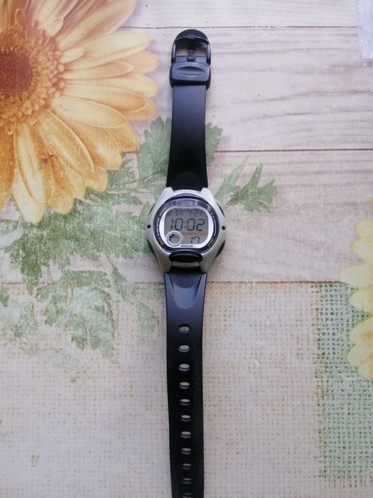 Часы Casio LW 200