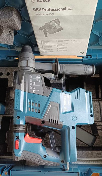 Młotowiertarka Bosch GBH 18V-28 C w zestawie z walizką L-Boxx 238 .