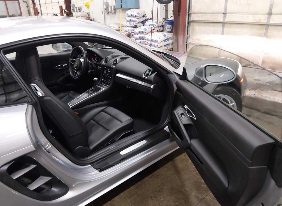 Продам Porsche 718 Cayman T 2023 з ПДВ