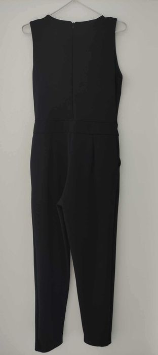 Macacão preto, lindo