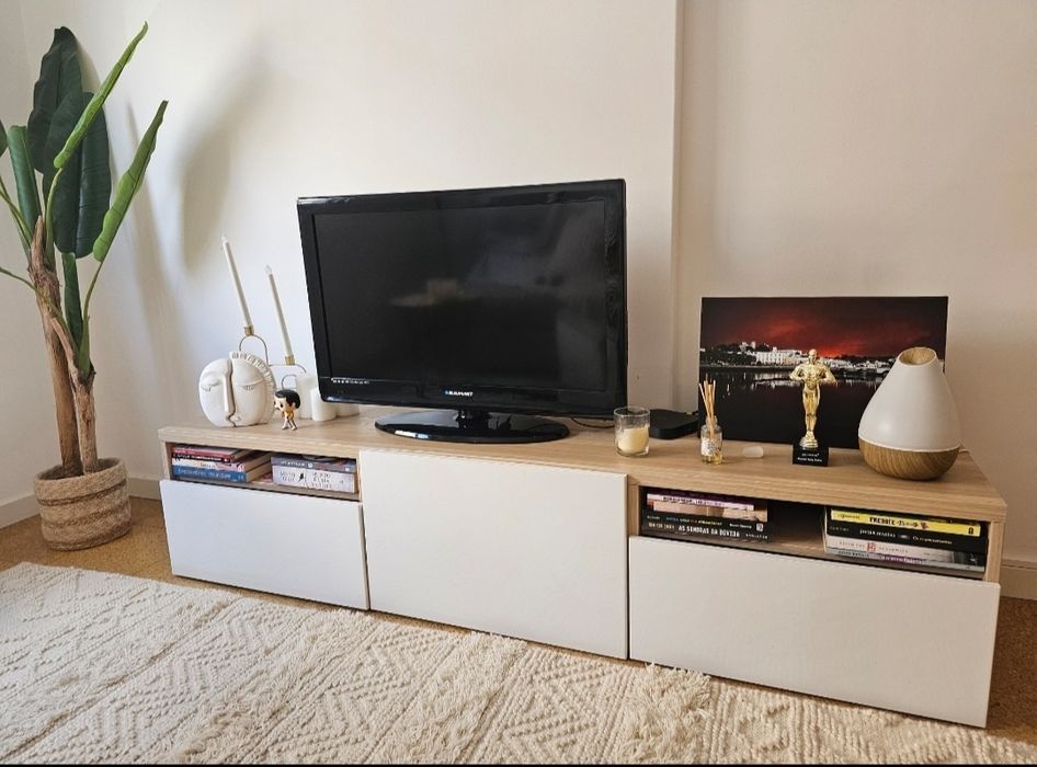 Móvel TV em excelente estado