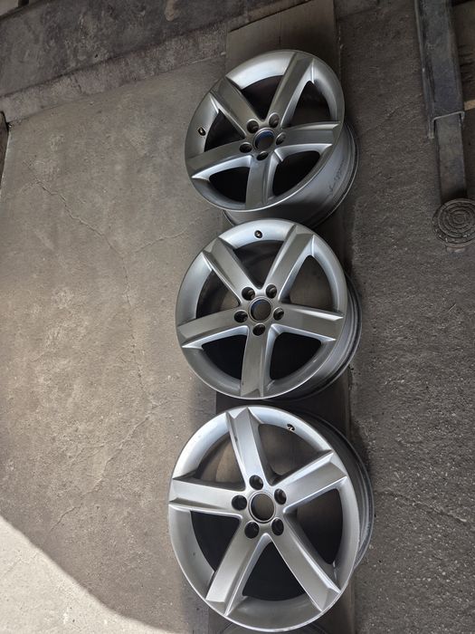 Felgi Audi 17"    8T0071497