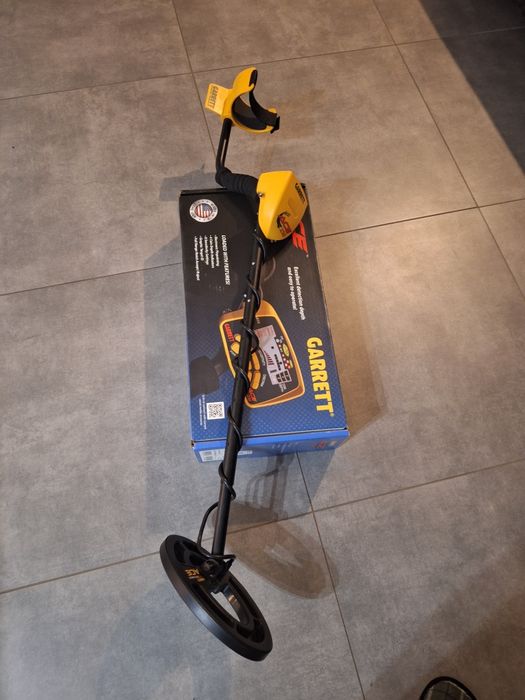 Detektor metalu Garrett ACE 250