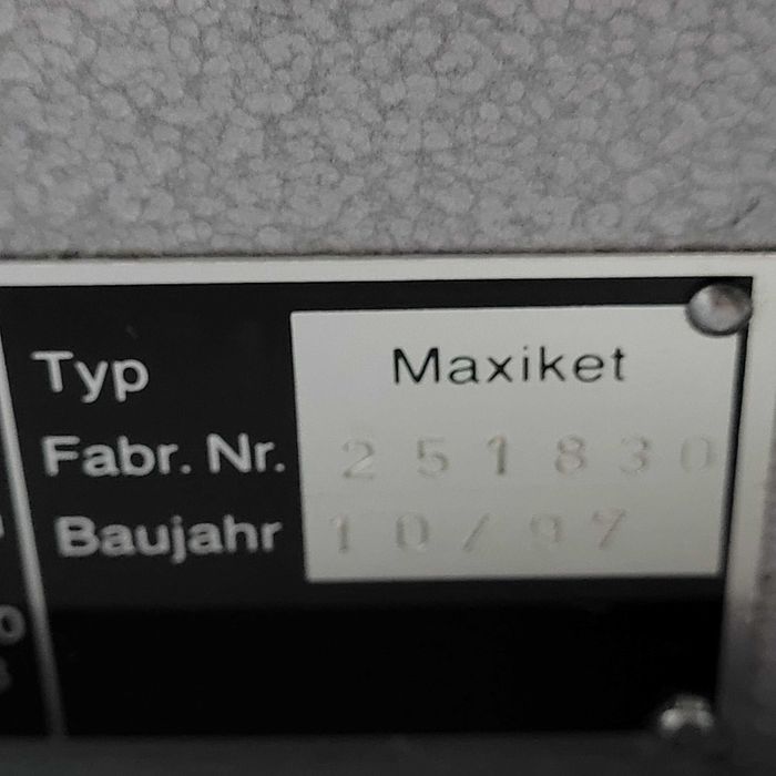 owerlok titan maxiket do dywanikow samochodowych,grube szycie