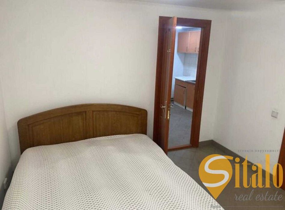 Продаж комерційного приміщення, вулиця Золота