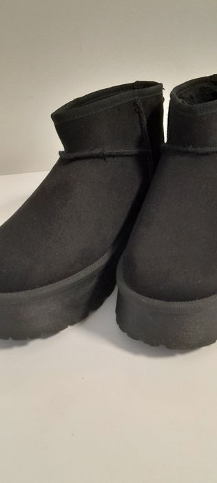 Уги sinsay чорні