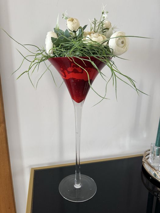 Jarra vermelha decorativa