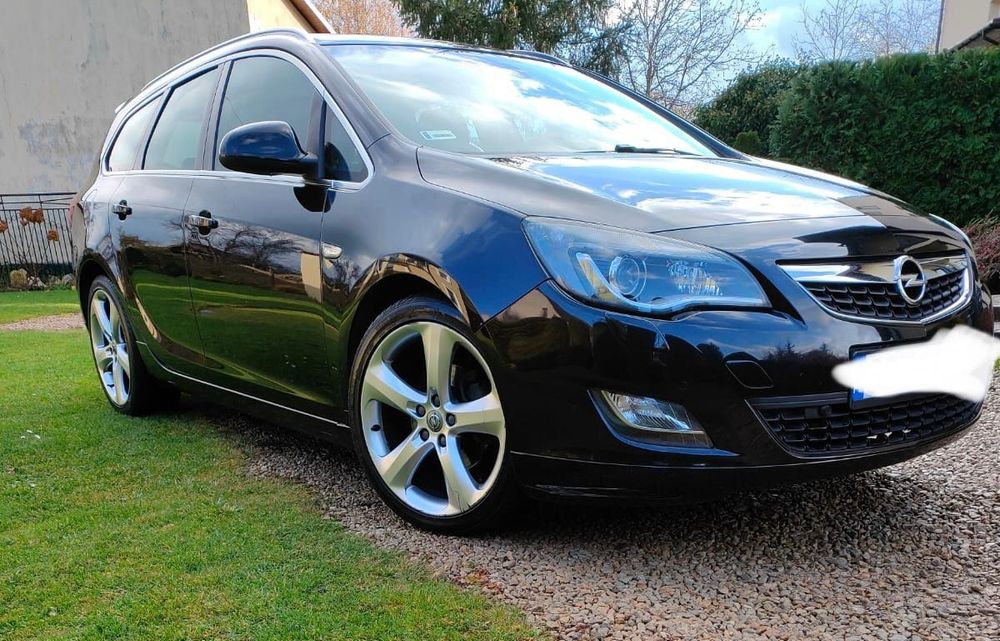 Opel Astra J 1,6 Turbo OPC