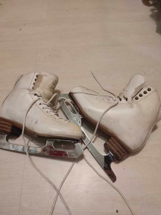 Ковзани для фігурістів