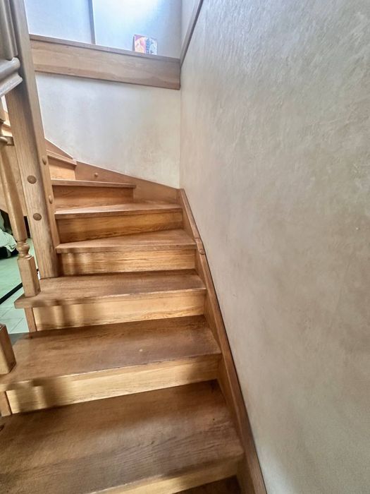 Продаж двоповерхового будинку по вул. Коваленка