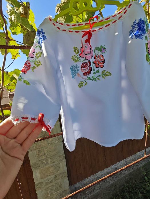 Вишиванка для дівчинки