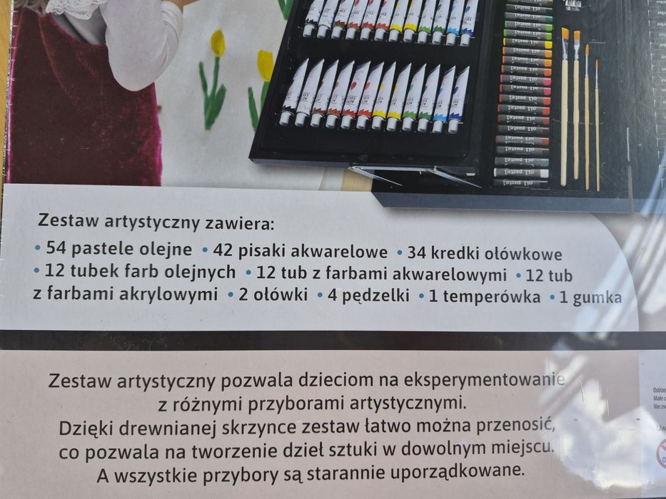 Drewniana Walizka artystyczna 174 elementy