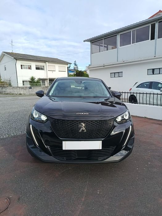 Peugeot 2008 PureTech 130 EAT8 Active Pack