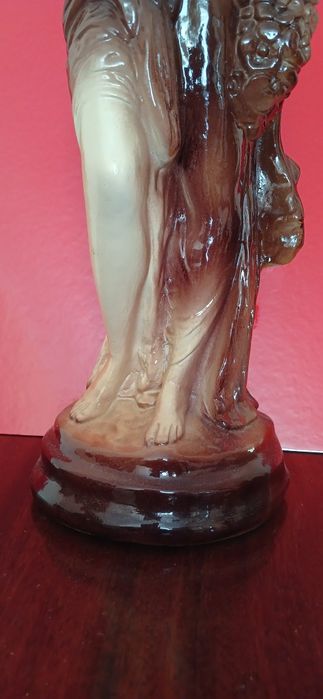 Статуетка дівчини 52 см