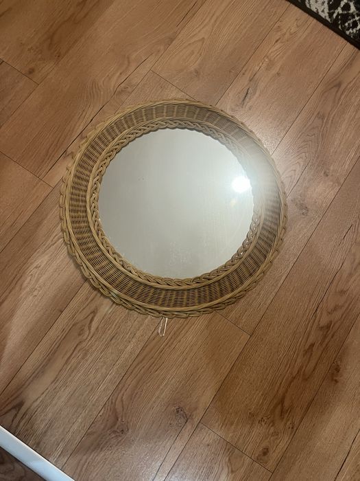 Lustro okrągłe w stylu boho