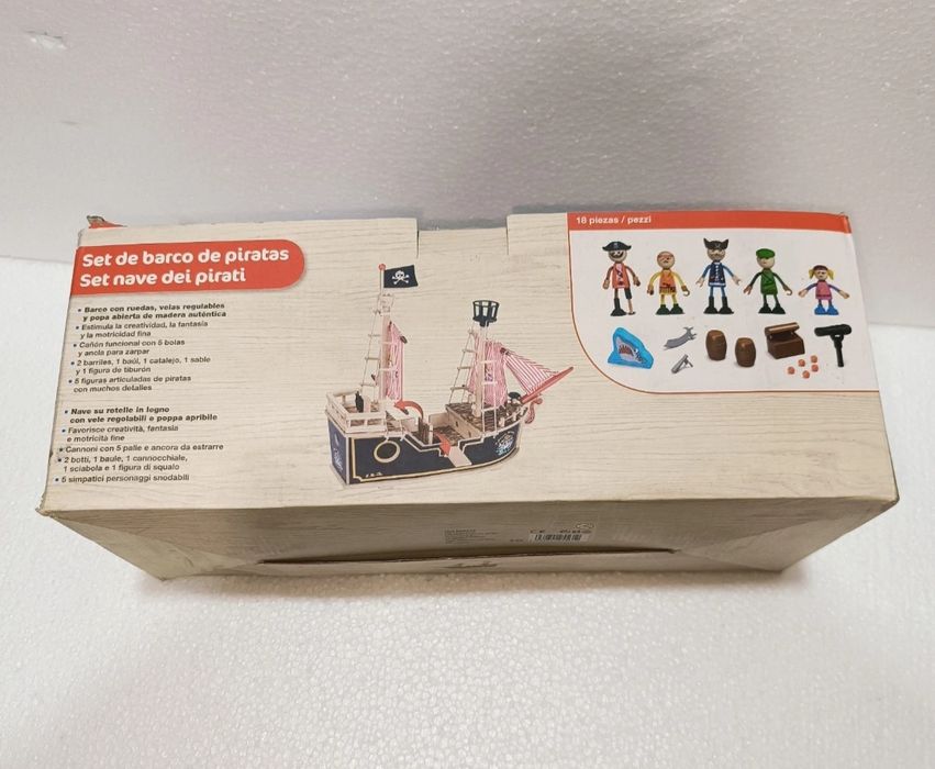 Play Tive Junior Barco de Piratas em Madeira idades 3-8 NOVO