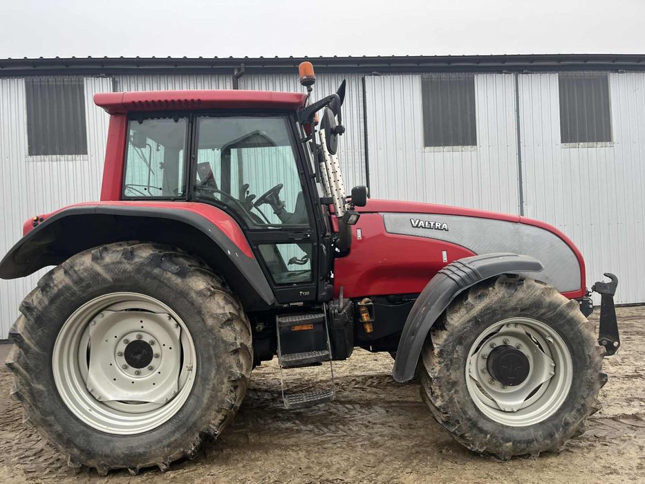 Ciągnik Valtra T 130