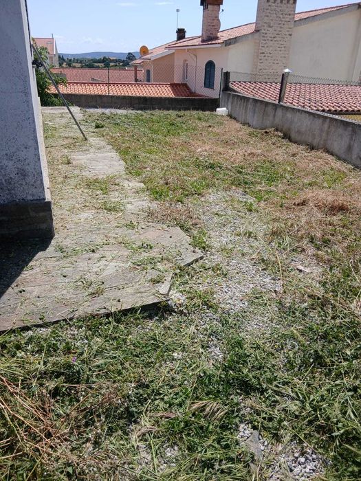 Arrenda-se moradia T4  Vila Nova de Foz Côa