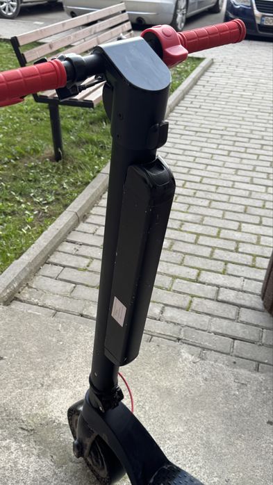 Електоросамокат б/у