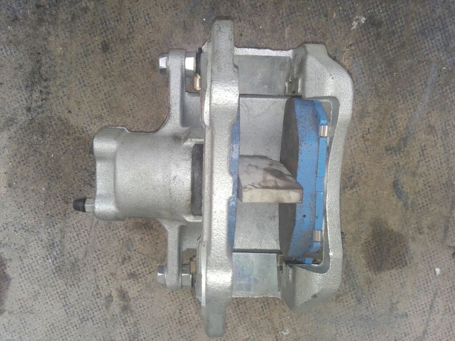 Zacisk hamulcowy tyl Mitsubishi Canter Fuso