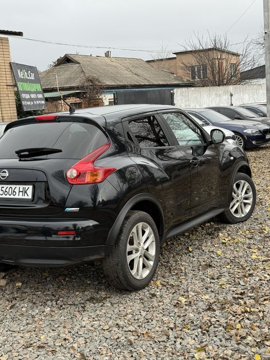 Нісан Жук на Автоматі