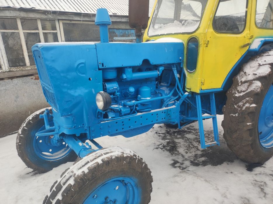 Продам трактор ЮМЗ 6