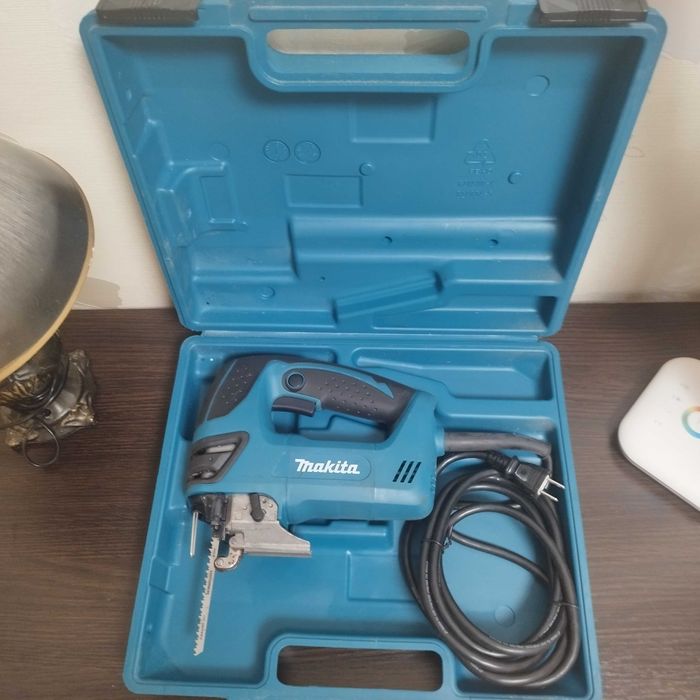 Лобзик Makita 4350 FCT для США 110 вольт.Новый.
