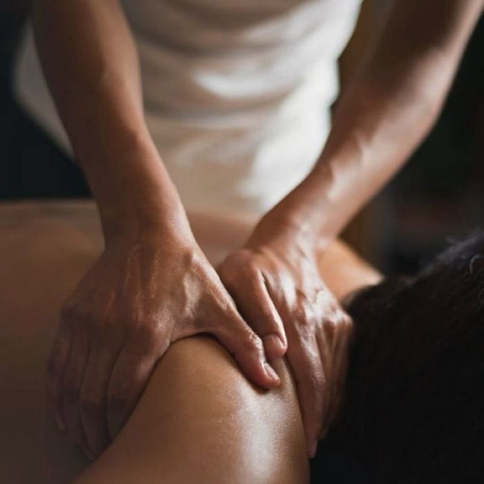 Послуги найкращої масажистки Києва /Services of the best masseuse in K