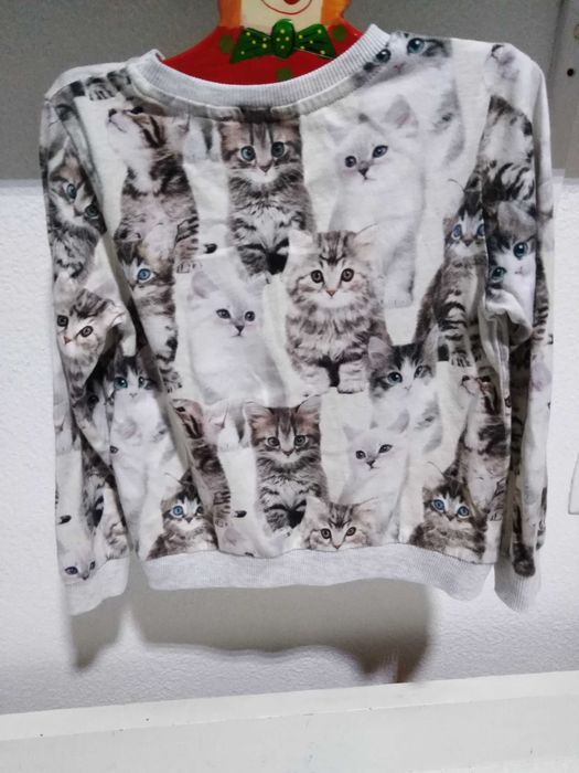 Camisola H&M "Gatinhos" (Ler Descrição)