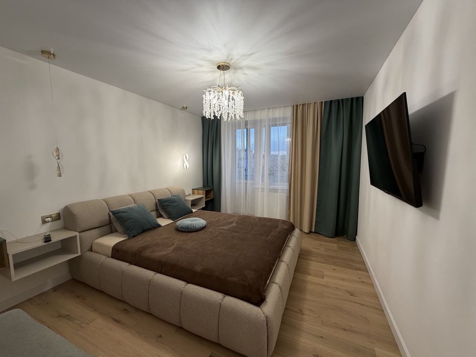 Продається 2-на квартира на Пирогова