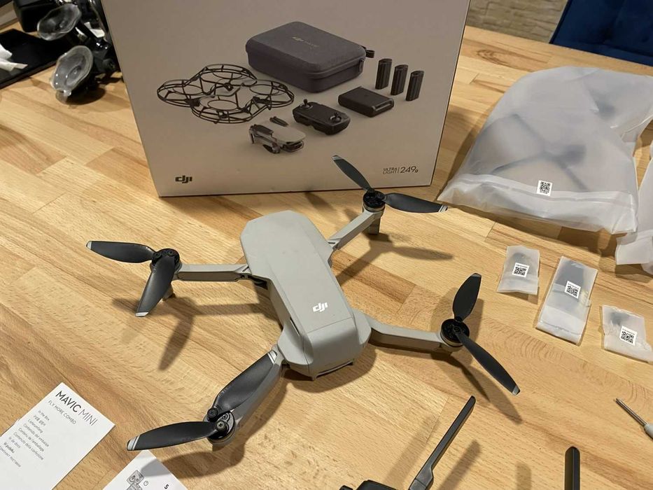 DJI Mavic Mini Fly More Combo