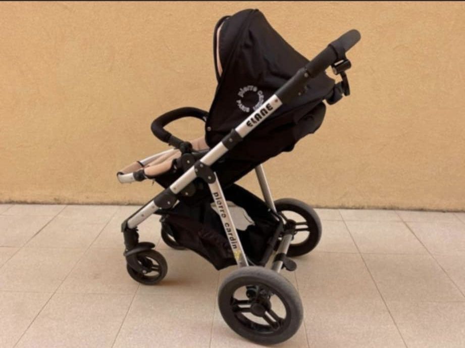 Pierre Cardin carrinho de bebe com ovo