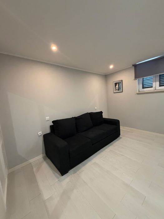 Moradia T1/2 Duplex para Arrendamento | Queijas (Oeiras) - entrada imediata