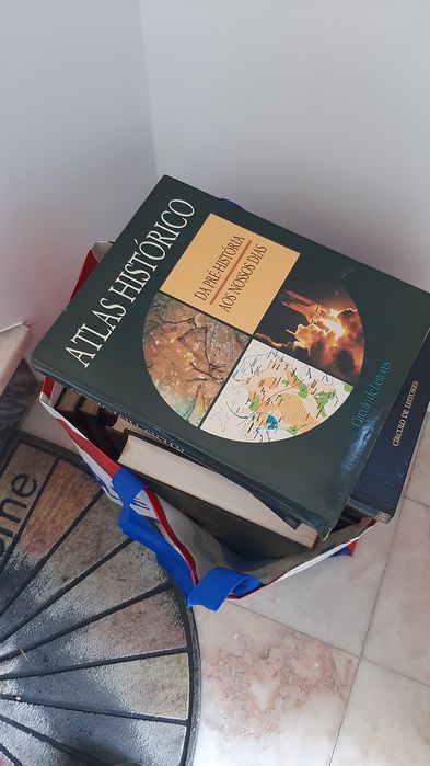 Moderna Enciclopédia Universal e Outros