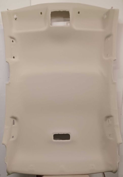 Naprawa podsufitki samochodowej