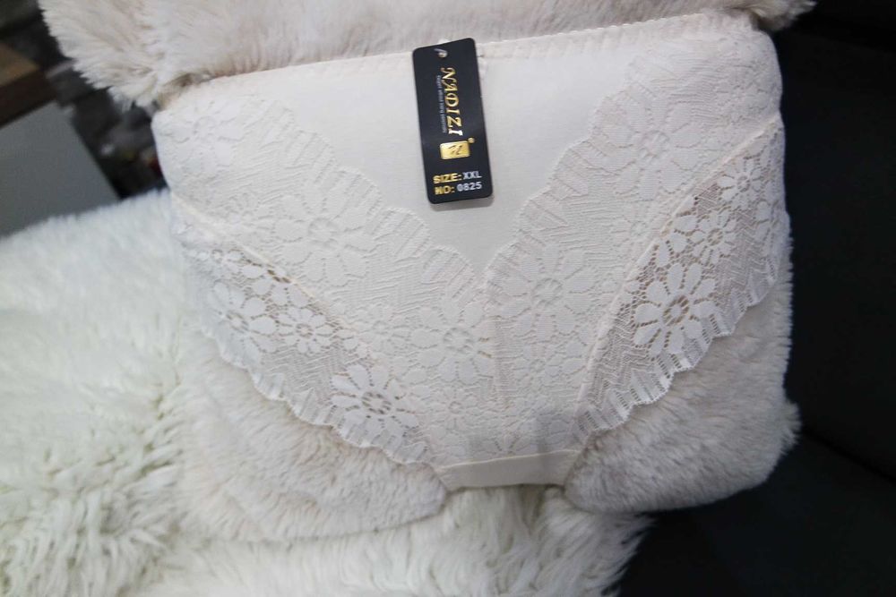 Wygodne majtki damskie z wysokim stanem XXL(0825)