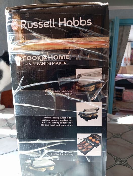 Гриль Russell Hobbs