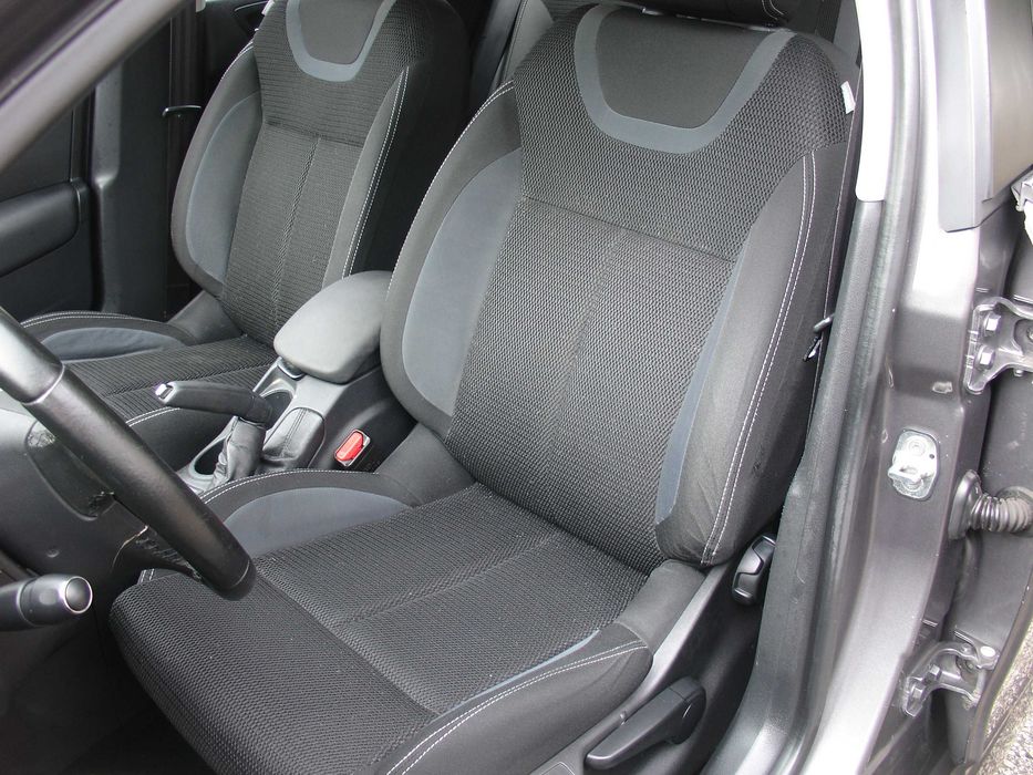 citroen c4 blue hdi