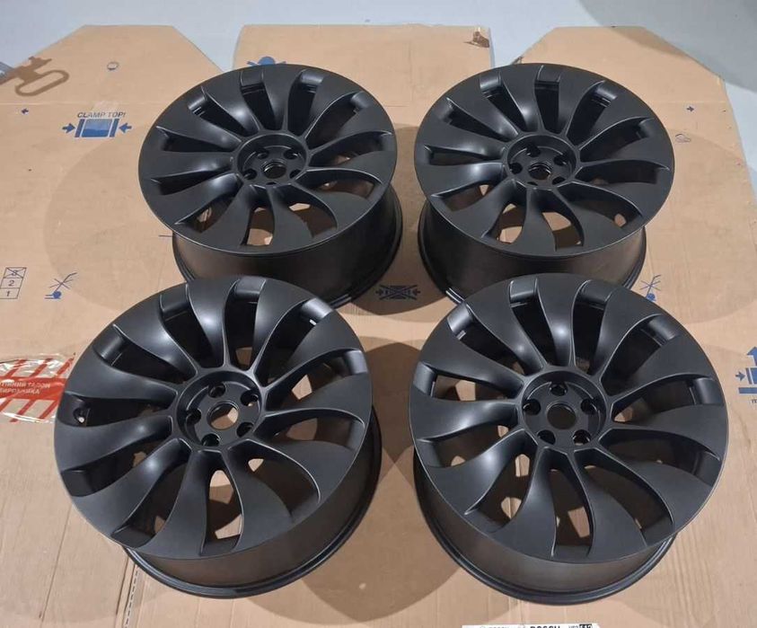 Диски разноширокие Tesla Model Y perfomance 21x9.5/10
