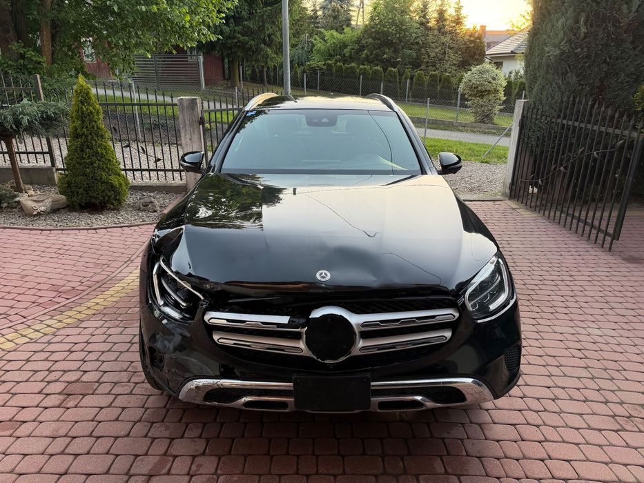 Mercedes-Benz GLC 2022r