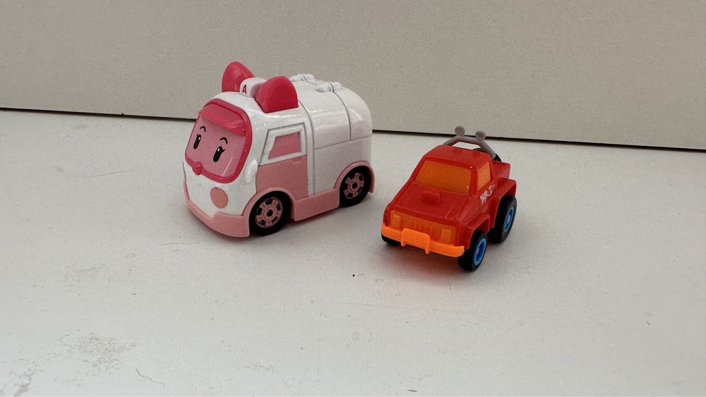 , Маквін, робокар Полі Ємбер, hot wheels