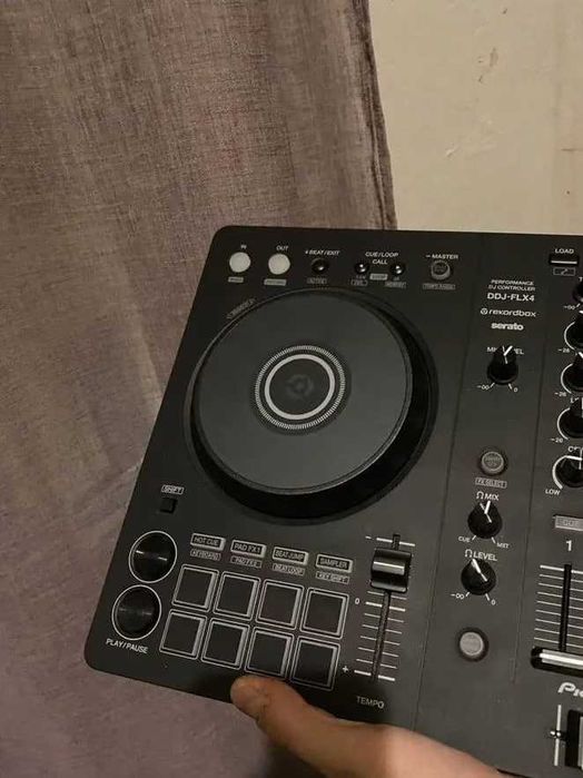 Pioneer DDJ-FLX4