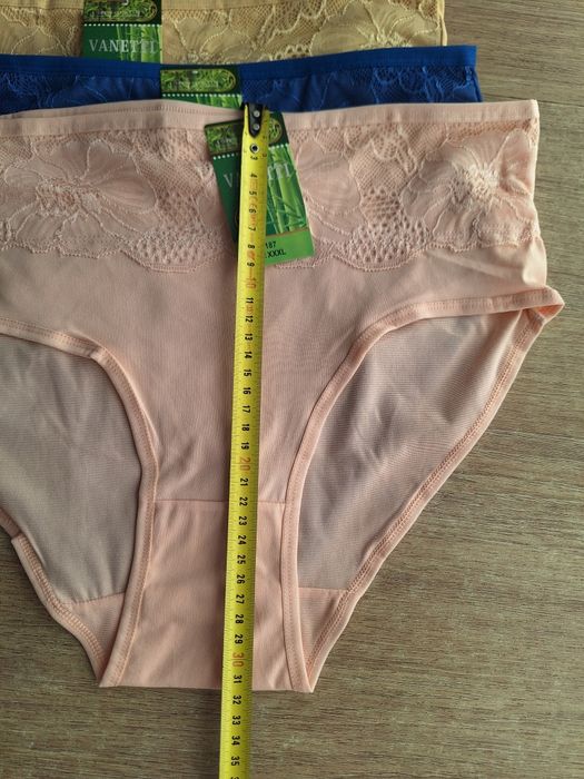 8x figi damskie 3XL