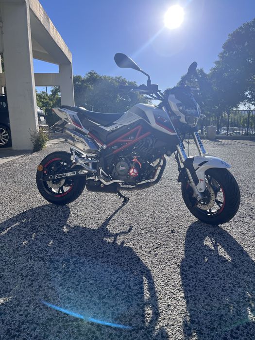 Benelli TNT 125 Impecável