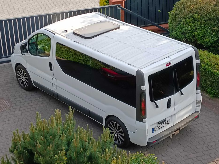 Mini kamper Opel Vivaro long 5 osobowy 2.5 diesel